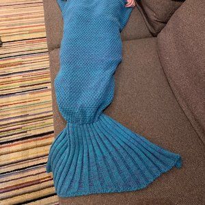 Mermaid tail blanket!